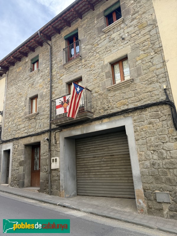 L'Esquirol - Carrer Major (Foto: Albert Esteves, 2026) L'Esquirol - Carrer Major