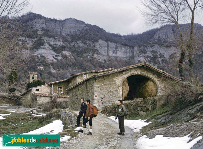 L'Esquirol - El Prat de Sant Julià. Pallissa (Foto: <i>Camil José Guiu -Arxiu Fotogràfic Centre Excursionista de Catalunya-</i>, 1971) L'Esquirol - El Prat de Sant Julià. Pallissa
