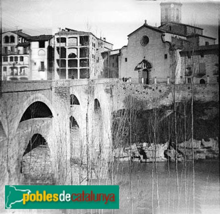 Roda de Ter - Pont Vell i església de Sant Pere (Foto: <i>Emili Jové</i>, 1910-30) Roda de Ter - Pont Vell i església de Sant Pere
