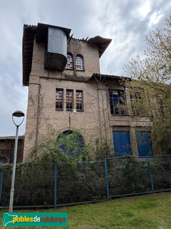 Roda de Ter - Fàbrica <i>la Blava</i> (Foto: Albert Esteves, 2026) Roda de Ter - Fàbrica <i>la Blava</i>