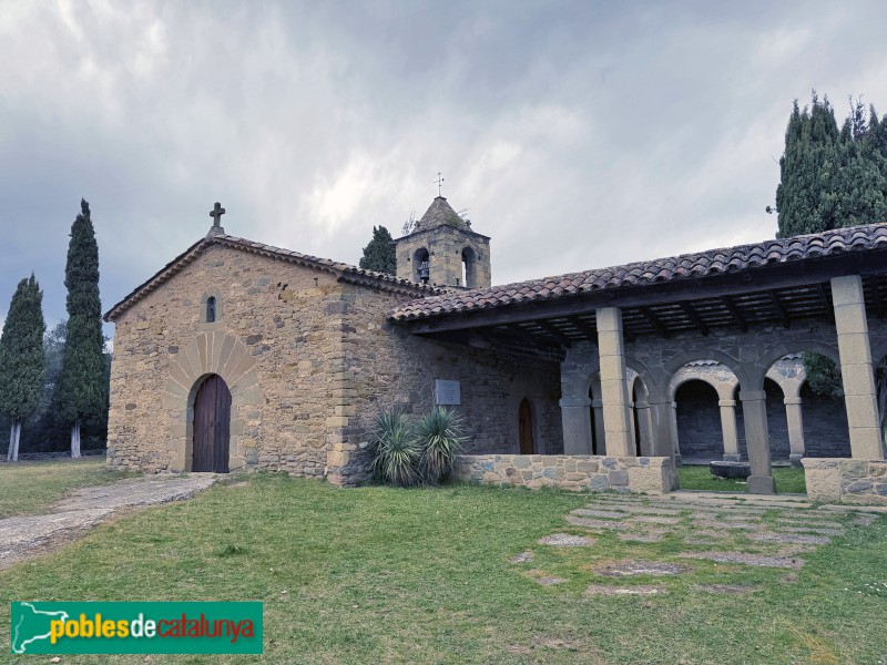 Les Masies de Roda - Monestir de Santa Magdalena de Conangle. Església i claustre (Foto: Albert Esteves, 2026) Les Masies de Roda - Monestir de Santa Magdalena de Conangle. Església i claustre