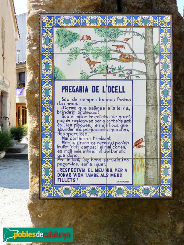 Taradell - Escultura <i>Exaltació a la Vida i a la Pau</i> (Foto: Graciel·la Vidal, 2017) Taradell - Escultura <i>Exaltació a la Vida i a la Pau</i>
