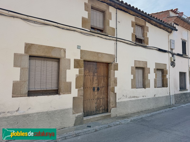 Taradell - Carrer de la Vila (Foto: Albert Esteves, 2026) Taradell - Carrer de la Vila