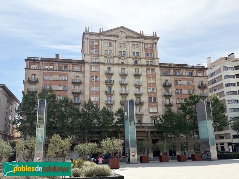 Reus - Edifici La Caixa