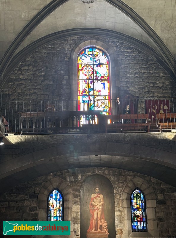 Barcelona - Església de Santa Maria del Pi. Capella de la Puríssima Sang. Vitralls