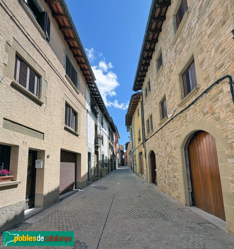 Sant Julià de Vilatorta - Carrer Rector Roca (Foto: Albert Esteves, 2026) Sant Julià de Vilatorta - Carrer Rector Roca