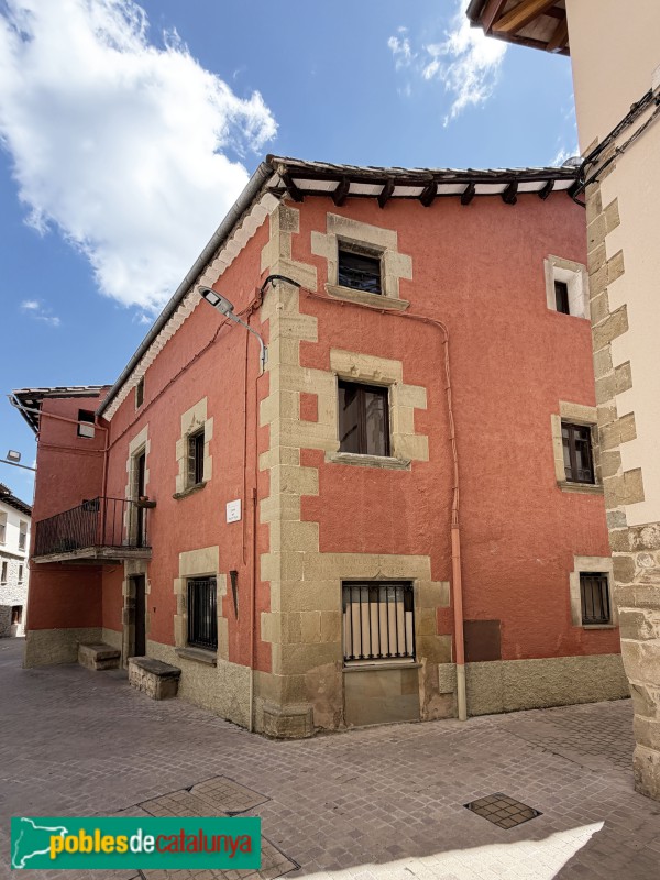 Sant Julià de Vilatorta - Carrer Rector Roca (Foto: Albert Esteves, 2026) Sant Julià de Vilatorta - Carrer Rector Roca