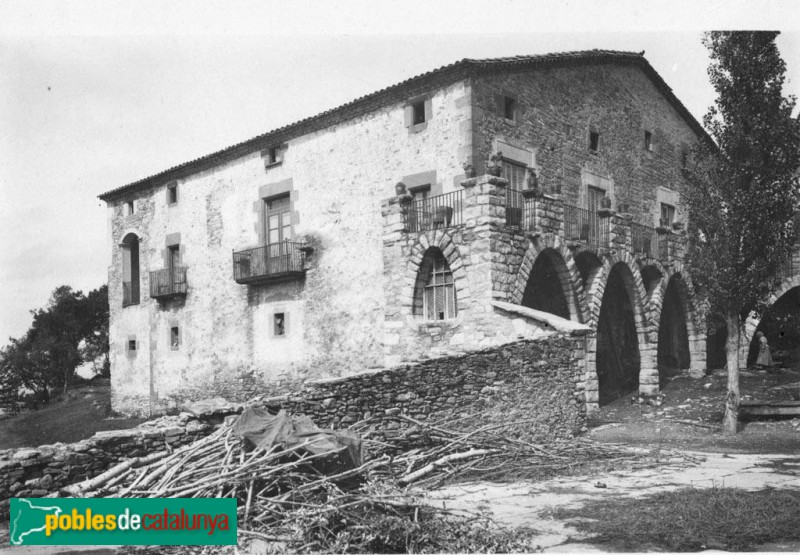 Sant Julià de Vilatorta - Puigsec (Foto: Josep Garrut -Arxiu Centre Excursionista de Catalunya-, c.1931) Sant Julià de Vilatorta - Puigsec