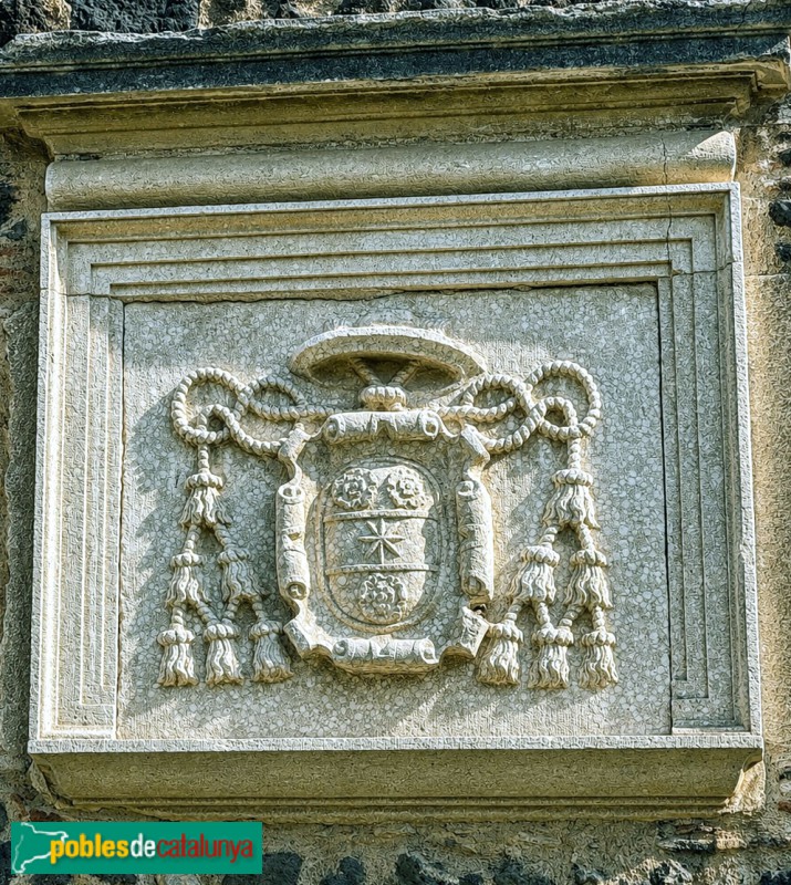 Sant Gregori - Jueria Grossa de Domeny. Escut del bisbe Jaume Caçador (Foto: Albert Esteves, 2026) Sant Gregori - Jueria Grossa de Domeny. Escut del bisbe Jaume Caçador
