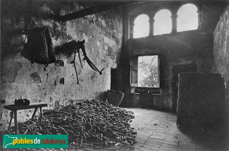 Sant Gregori - Mas Gironès Vell (Foto: Anònima -Arxiu Fotogràfic Centre Excursionista de Catalunya, 1890-1936) Sant Gregori - Mas Gironès Vell