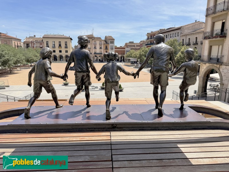 Manlleu - Escultura <i>La il·lustració de la llum del món</i> (Foto: Albert Esteves, 2026) Manlleu - Escultura <i>La il·lustració de la llum del món</i>