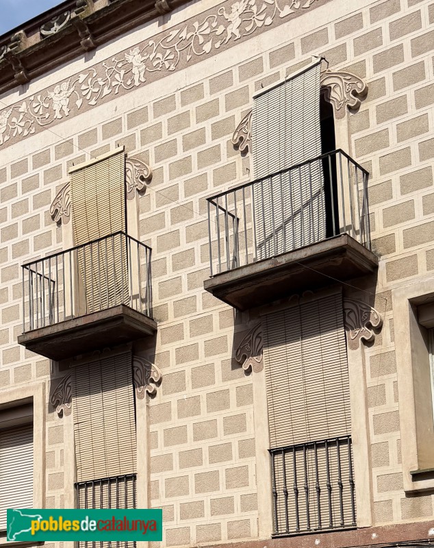 Manlleu - Carrer del Pont, 49