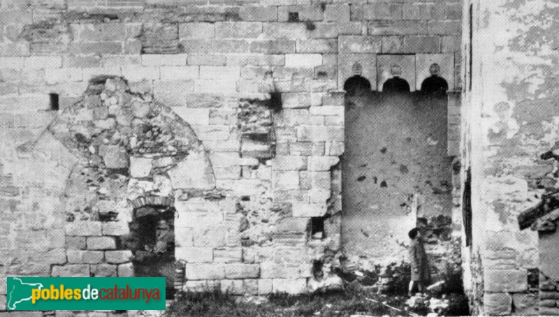 Falset - Castell (Foto: <i>Pere Català Roca -invarquit.cultura.gencat.cat-</i>, 1962) Falset - Castell