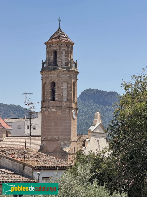 Falset - Església de Santa Maria. Campanar (Foto: Albert Esteves, 2026) Falset - Església de Santa Maria. Campanar