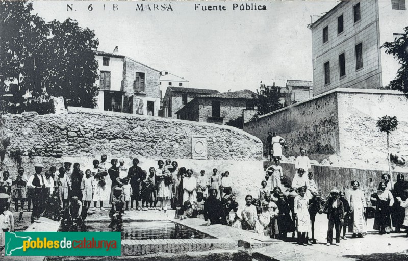 Marçà - Rentadors públics. Foto antiga (cartell in situ)