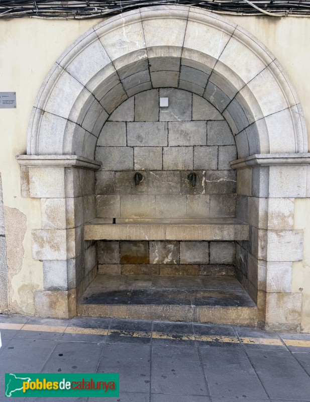 Capçanes - Font antiga