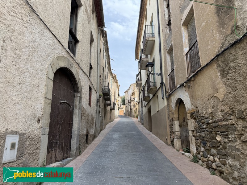 Poboleda - Carrer Major (Foto: Albert Esteves, 2026) Poboleda - Carrer Major