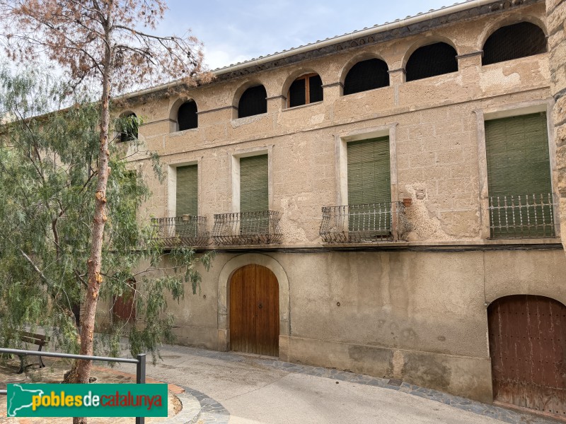 La Vilella Baixa - Plaça de l'Església, 2