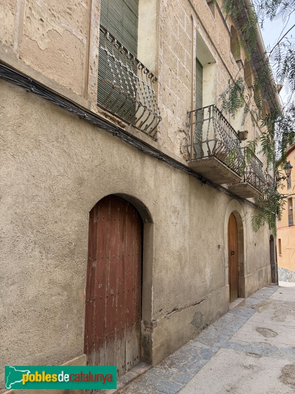 La Vilella Baixa - Plaça de l'Església, 2