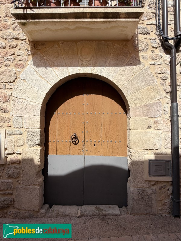 Pradell de la Teixeta - Portal adovellat