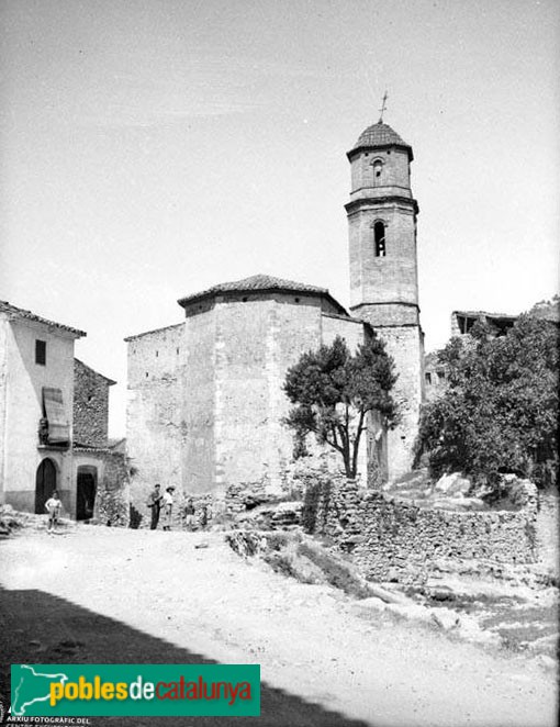 La Torre de Fontaubella - Església de Santa Maria (Foto: Antoni Maymó -Arxiu Fotogràfic Centre Excursionista de Catalunya, 1945-60) La Torre de Fontaubella - Església de Santa Maria