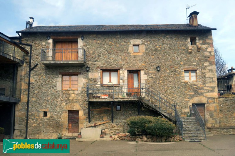 Isòvol - Mas Ravetllat (Foto: Fortià Arquitectes -invarquit.gencat.cat-, 2022) Isòvol - Mas Ravetllat