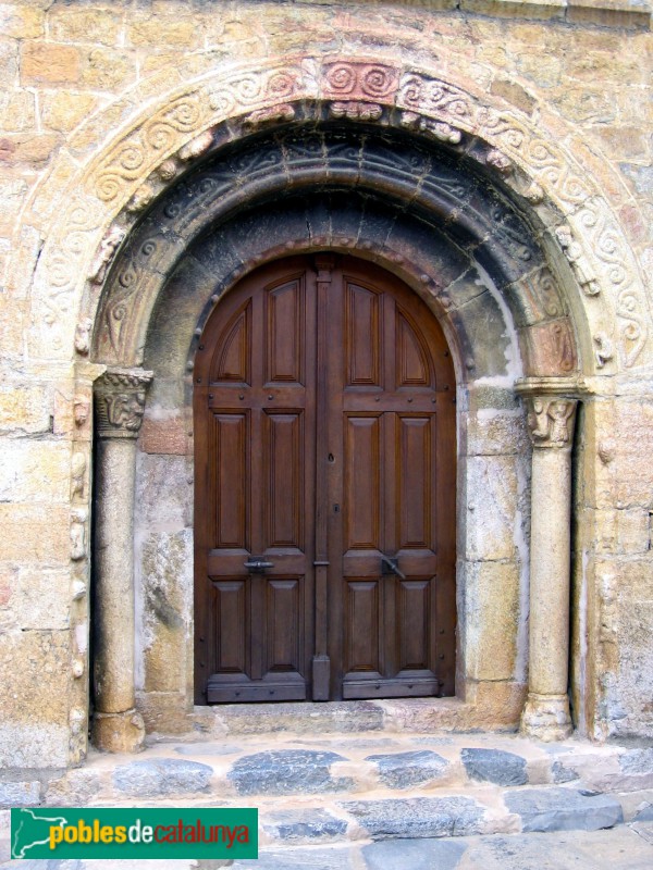 Isòvol - Església de Santa Maria d'All (Foto: Albert Esteves, 2006) Isòvol - Església de Santa Maria d'All