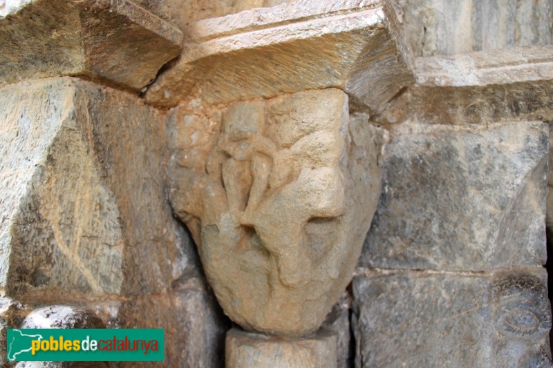 Isòvol - Sant Pere d´Olopte (Foto: Albert Esteves, 2014) Isòvol - Sant Pere d´Olopte