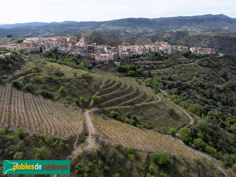 Bellmunt del Priorat, articulat pel carrer Major i el carrer de la Font Vella