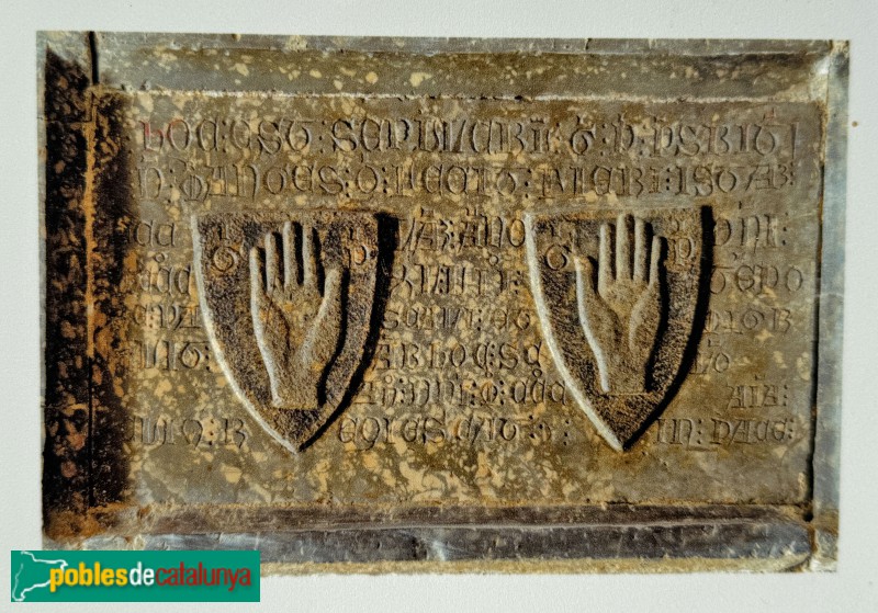 Bolvir - Església de la Mare de Déu de l'Esperança. Làpida de Guillem Pere, de 1347. <i>Cartell in situ</i>
