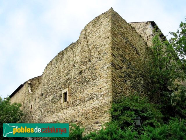 Bolvir - Torre de Bolvir (Foto: Albert Esteves, 2006) Bolvir - Torre de Bolvir