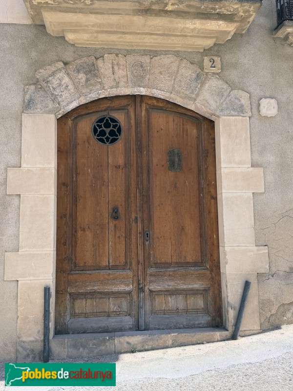 Porrera - Portal de 1774 (Foto: Albert Esteves, 2026) Porrera - Portal de 1774