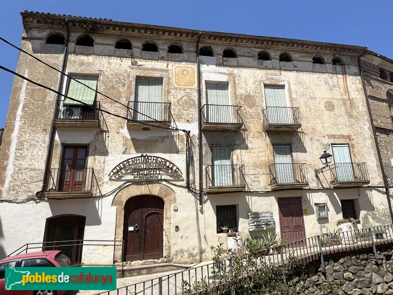 Porrera - Cal Pubill (Cooperativa Agrícola)