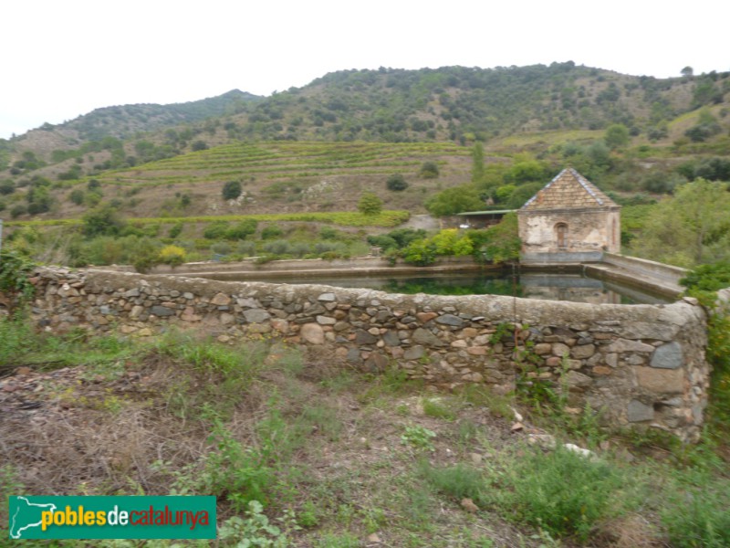 Porrera - Molí de Montlleó (Foto: Cos d'Agents rurals -invarquit.cultura.gencat.cat-, 2013) Porrera - Molí de Montlleó