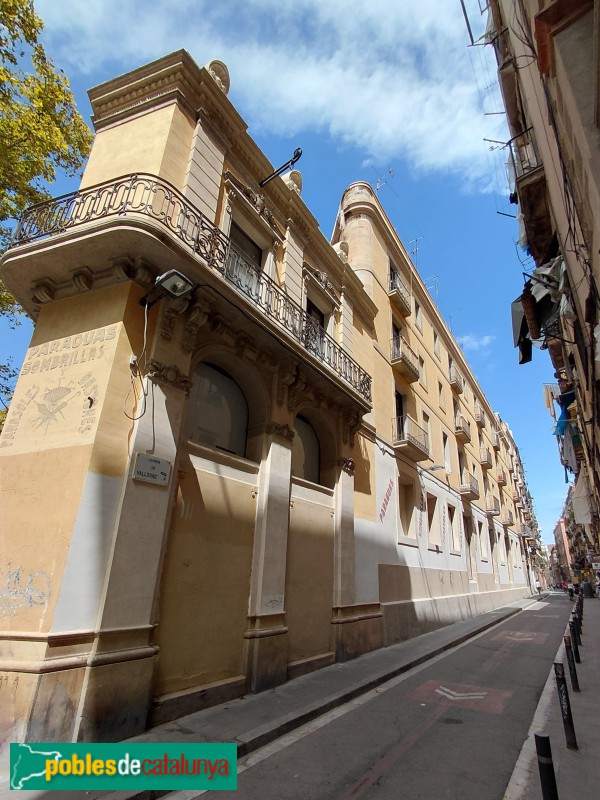Barcelona - Casa-fàbrica Rubert. Façana Valldonzella