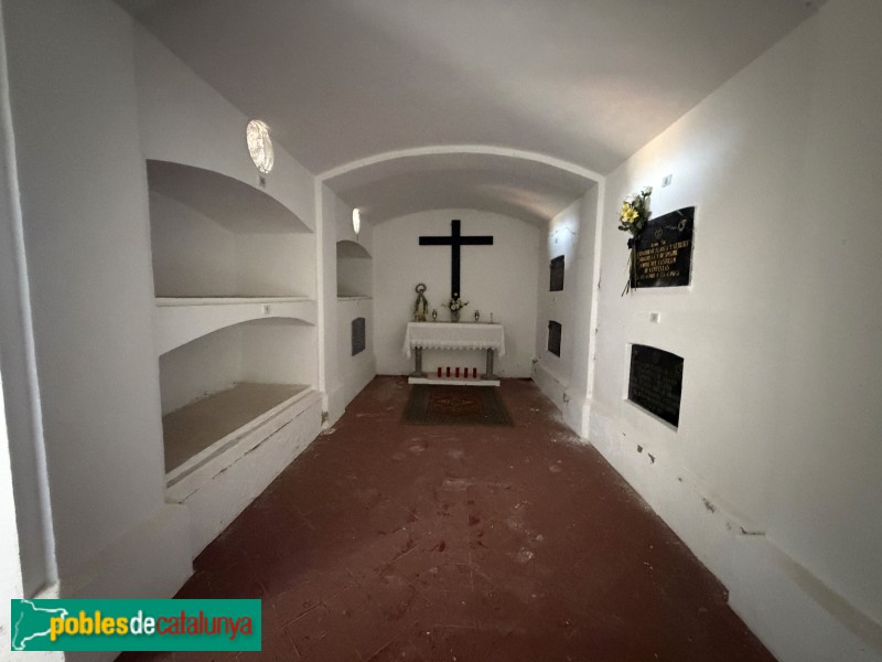Sant Martí de Centelles - Cripta dels Senyors de Centelles (Foto: Albert Esteves, 2026) Sant Martí de Centelles - Cripta dels Senyors de Centelles