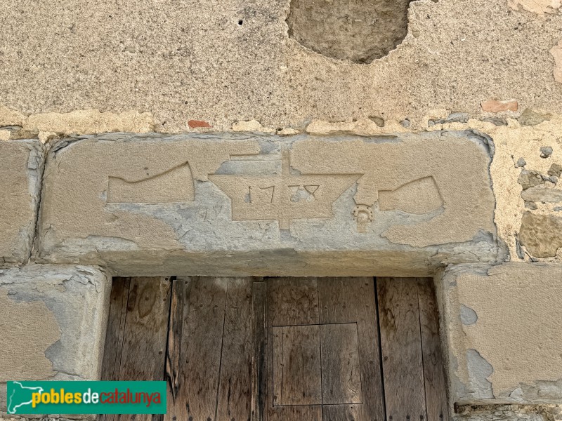 Sant Pere de Torelló - Portal de 1788 (Foto: Albert Esteves, 2026) Sant Pere de Torelló - Portal de 1788