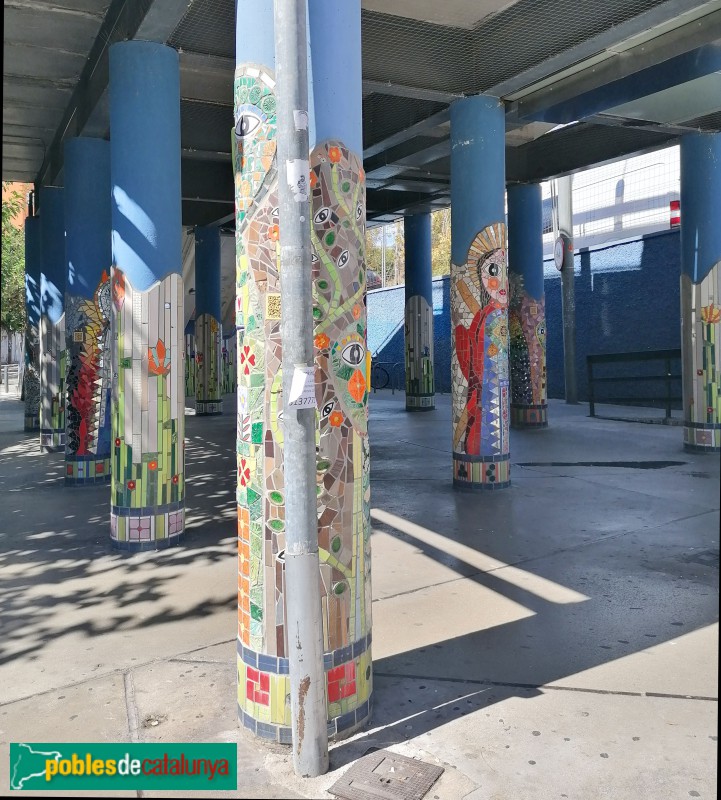 L'Hospitalet de Llobregat - Mosaic <i>La Santa Estació</i>