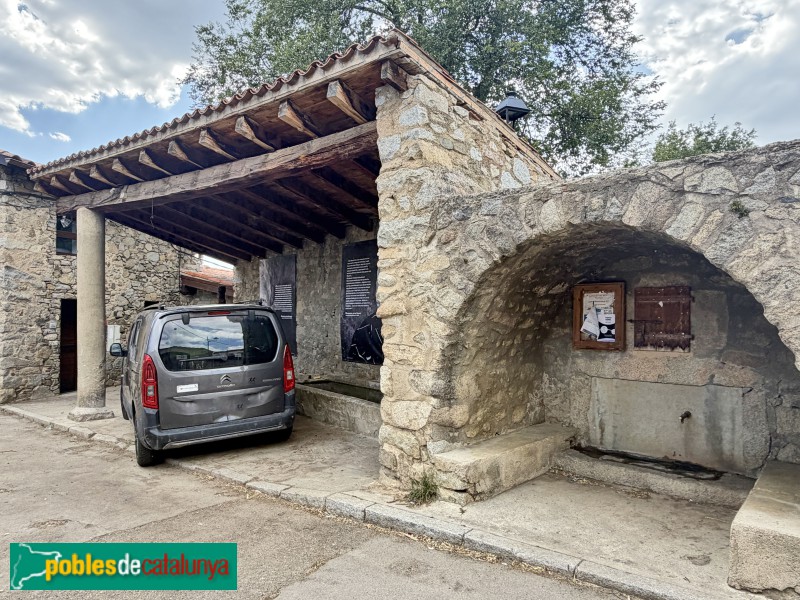 Lles de Cerdanya - Font de la Plaça (Travesseres)