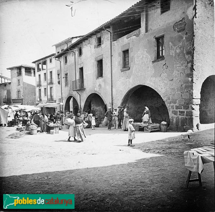 Torelló - Plaça Vella