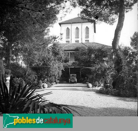 Castellbell i el Vilar - Torre Burés (Foto: <i>Carles Fargas - Arxiu Centre Excursionista de Catalunya-</i>, c.1930) Castellbell i el Vilar - Torre Burés
