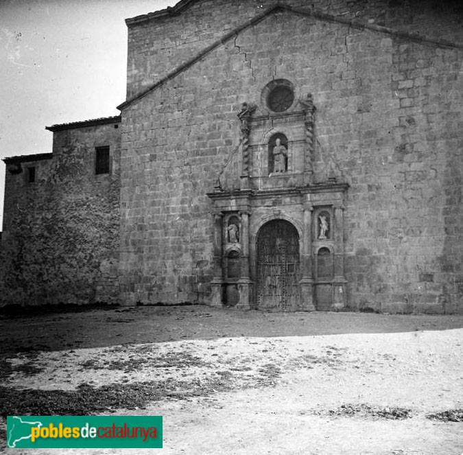 Tivissa - Església de Sant Jaume (Foto: Josep Salvany -Fons Salvany. Biblioteca de Catalunya-, 1923) Tivissa - Església de Sant Jaume