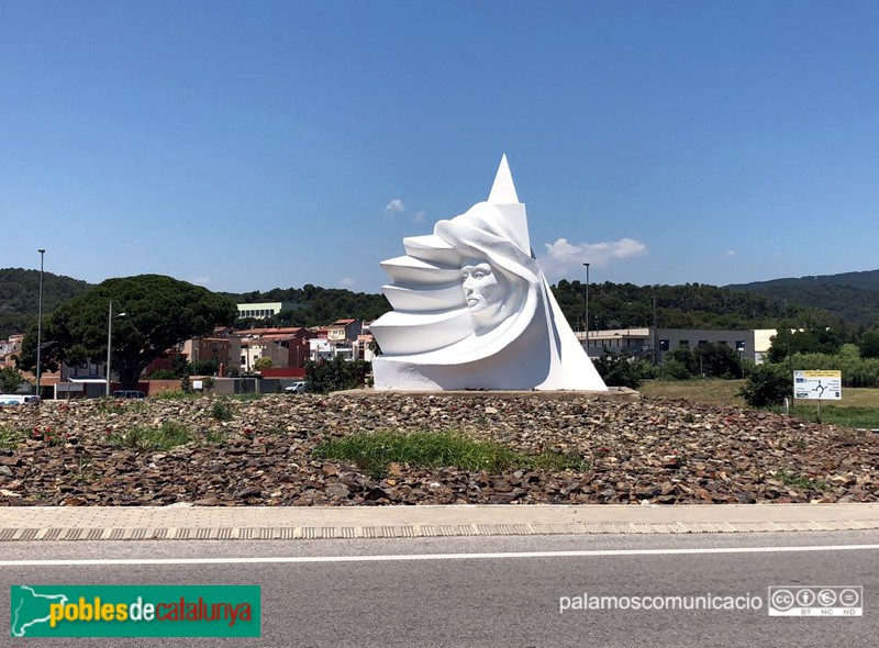 Palamós - Escultura <i>Palamós, paradís de la vela</i>