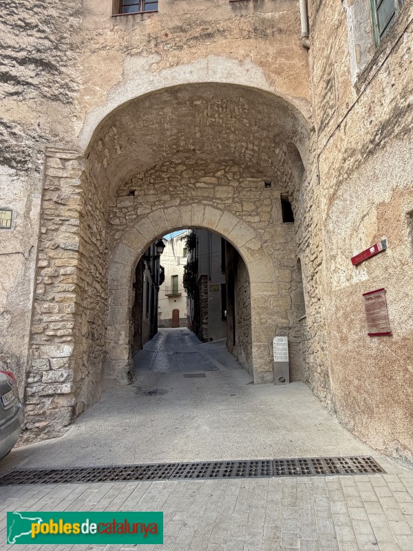Tivissa - Portal d'Avall