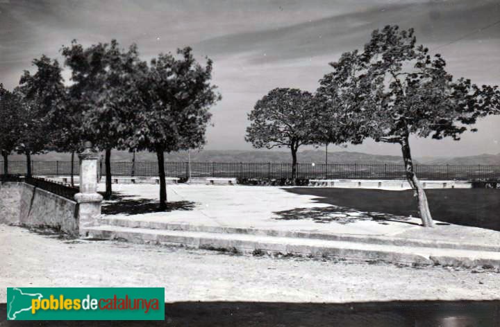 Tivissa - Plaça de Baranova. Postal antiga Tivissa - Plaça de Baranova. Postal antiga
