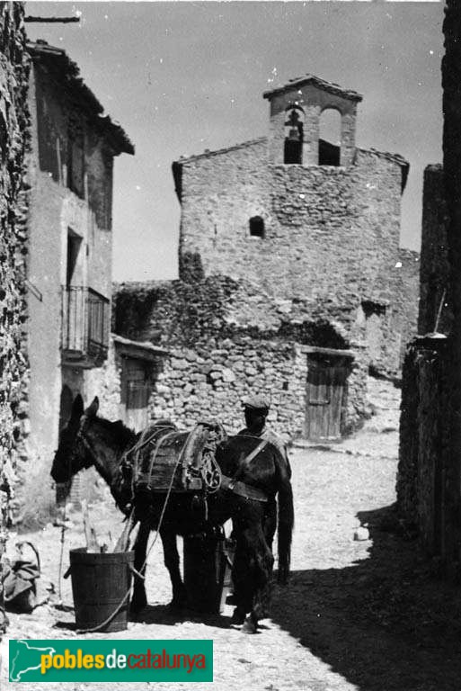 Tivissa - Llaberia (Foto: Josep Llaudó - Arxiu Fotogràfic de Barcelona-, 1949) Tivissa - Llaberia