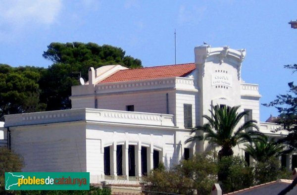 Cadaqués -  Escola Caritat Serinyana