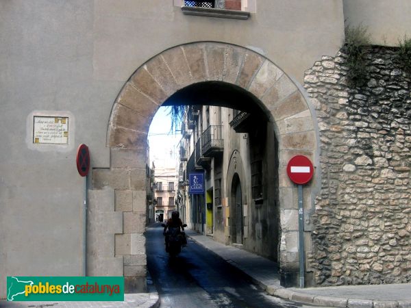 Vilanova i la Geltrú - Portal del  Nin